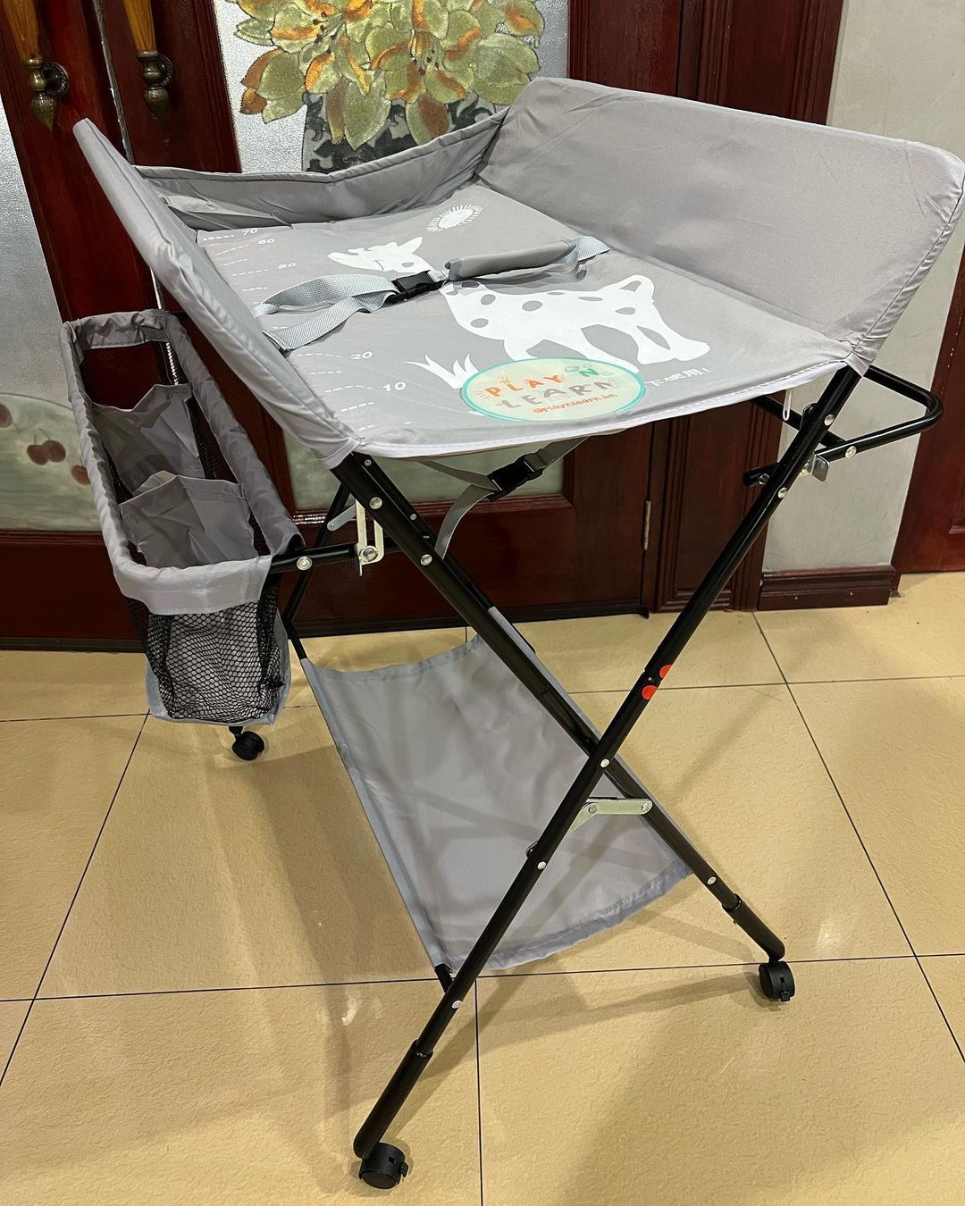 CHANGING TABLE (INSTOCK)_2