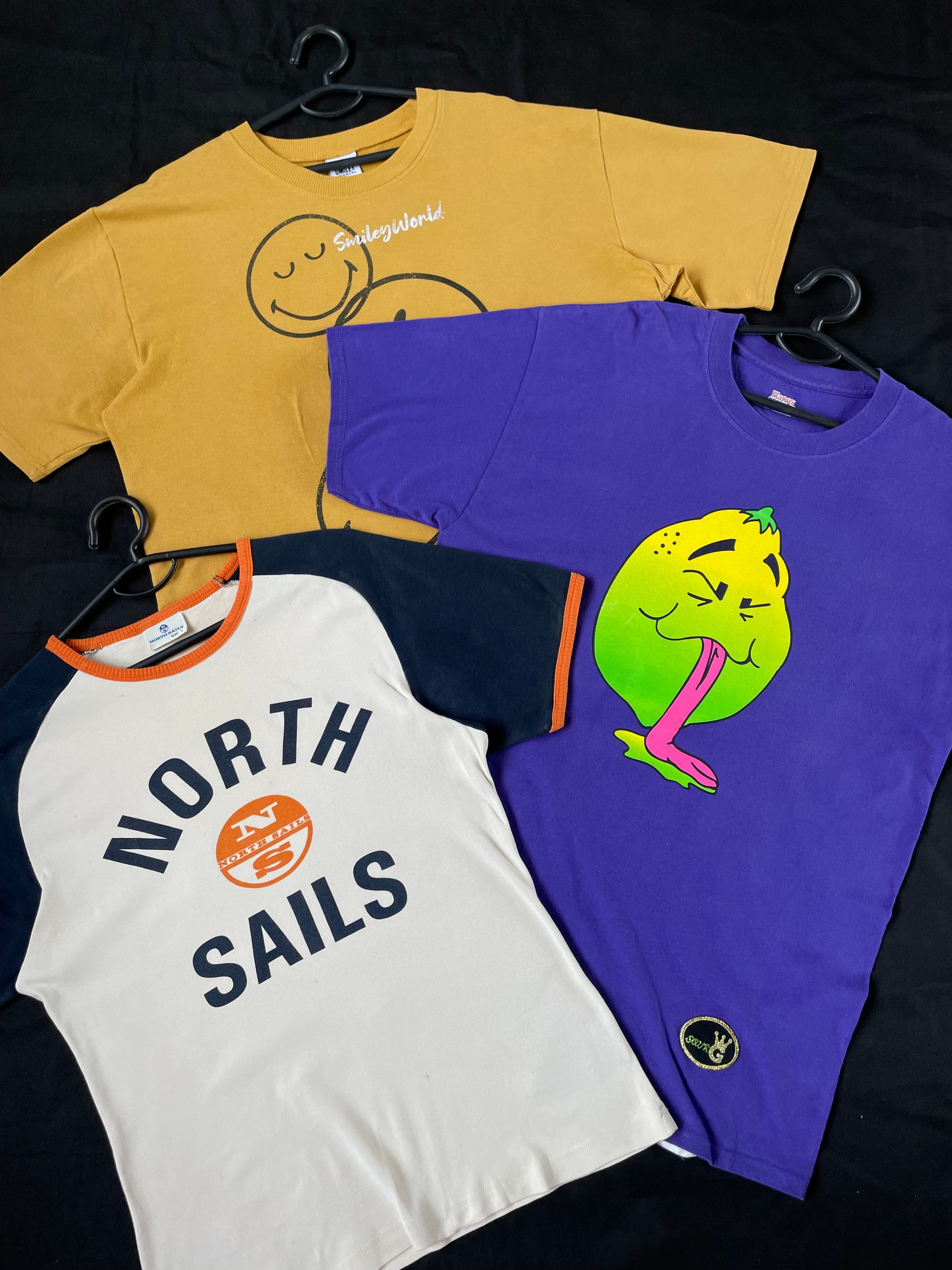 Graphic T-shirts _10