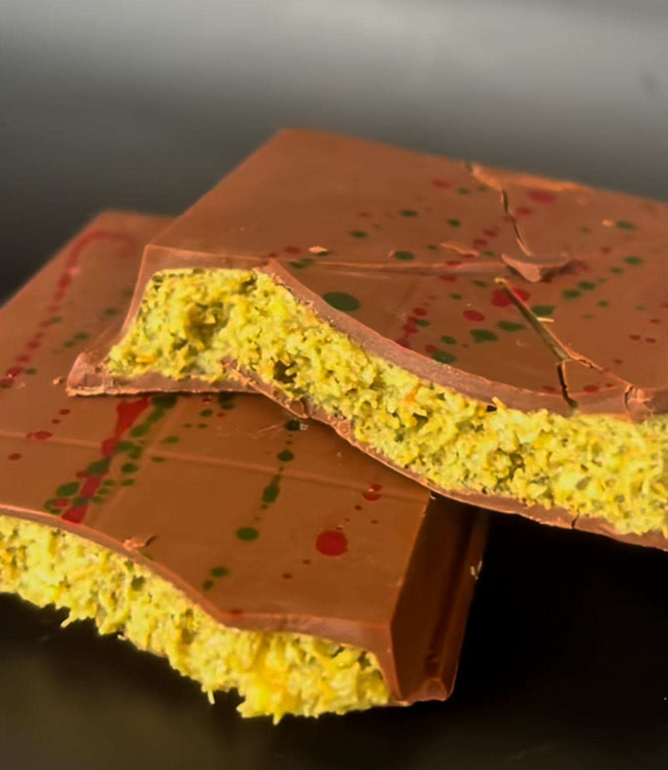 Kunafa Fingers Pistachios Chocolate Bars_2