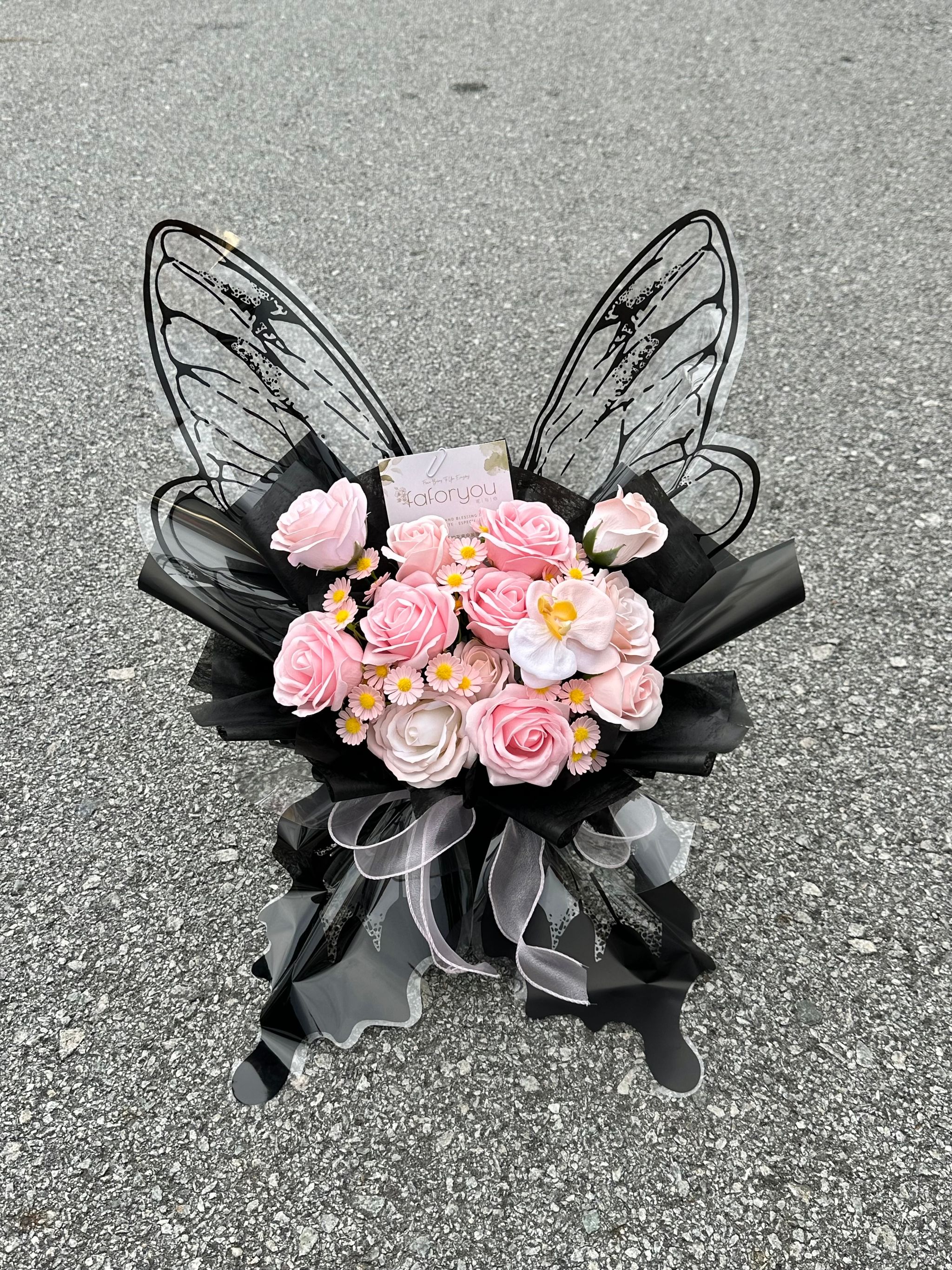 Black Butterfly Bouquet (Mix Soap Flower)_1