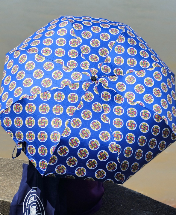 Parapluie parasol à ouverture et fermeture automatiques signature_1