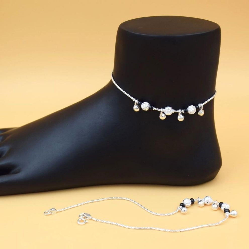 Silver whispering willow anklets for women_0