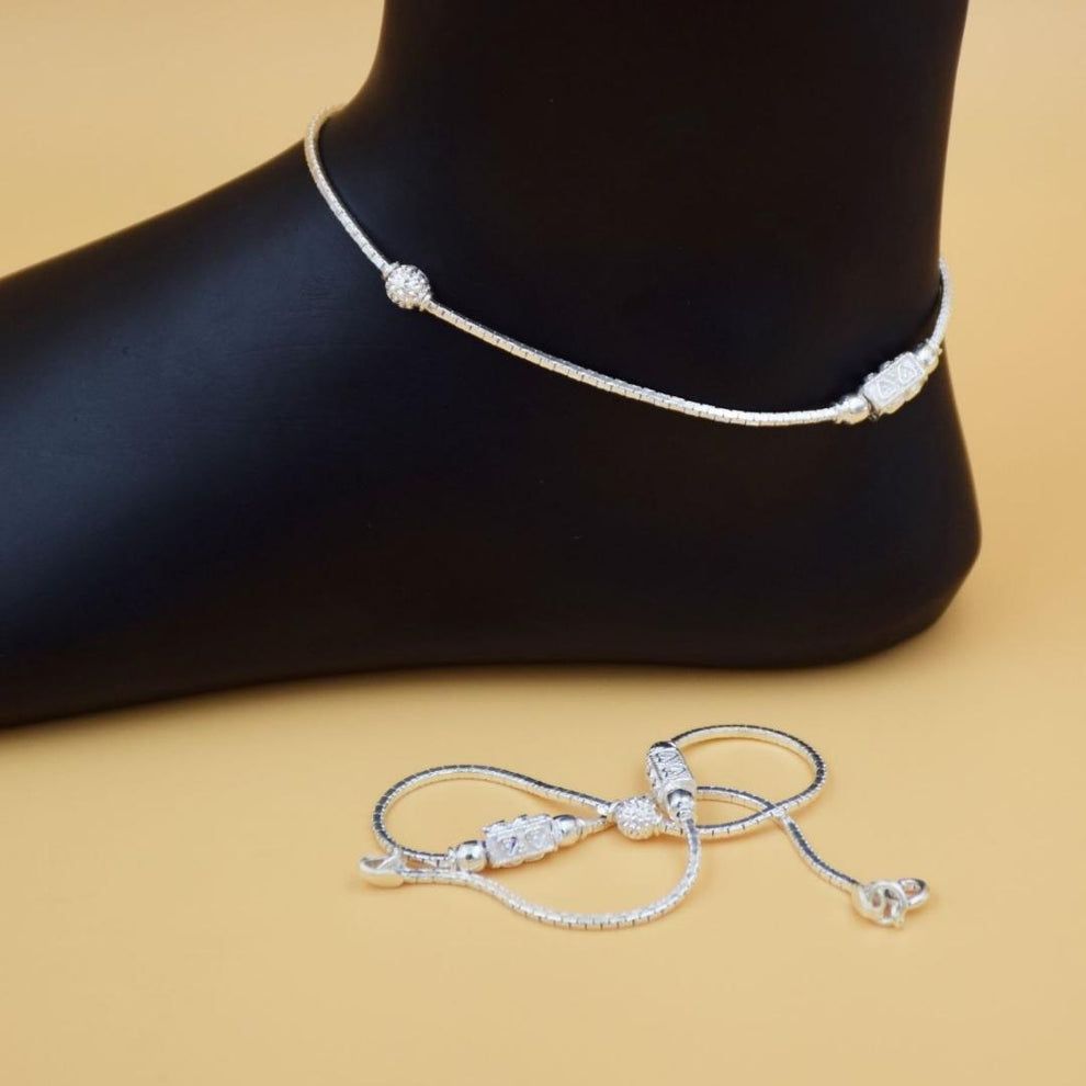 Silver Luna luxe anklets for women_0