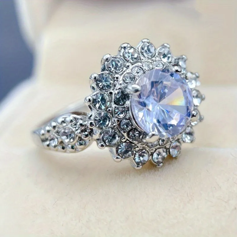 Elegant 925 Silver Plated Round Shaped Crystal Zircon Ring _0