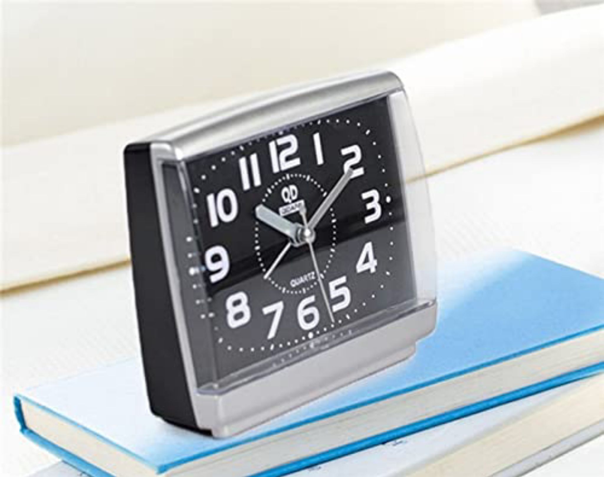 TARVIT ALARM CLOCK _1