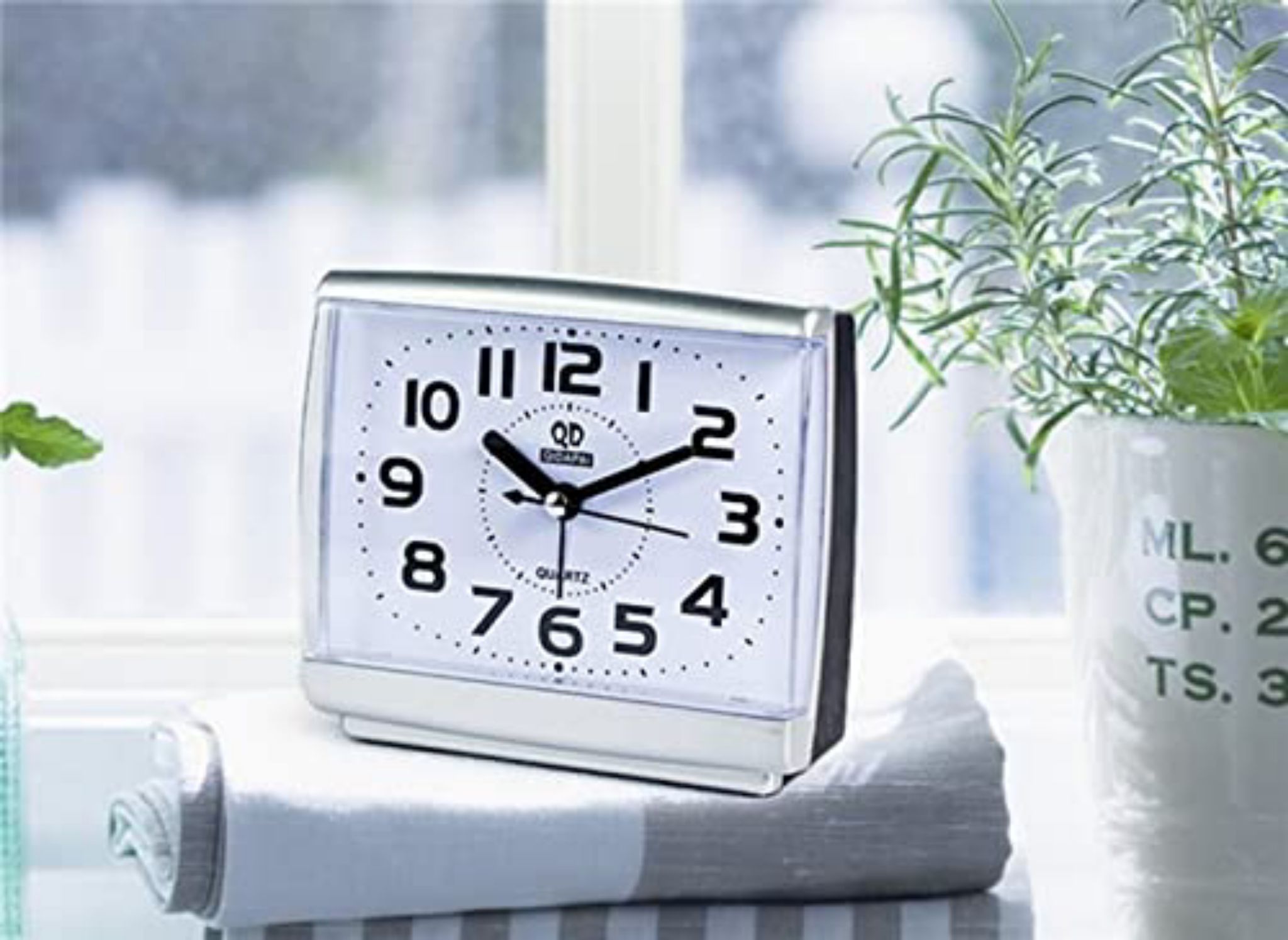 TARVIT ALARM CLOCK _2