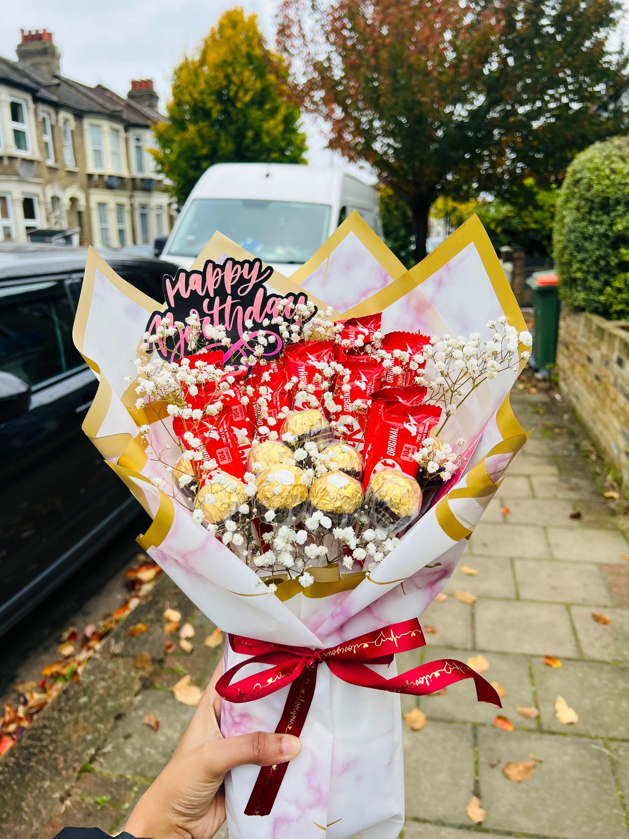 Chocolate Bouquet with 12 KitKat and 10 Ferraro added with Filling flowers_0