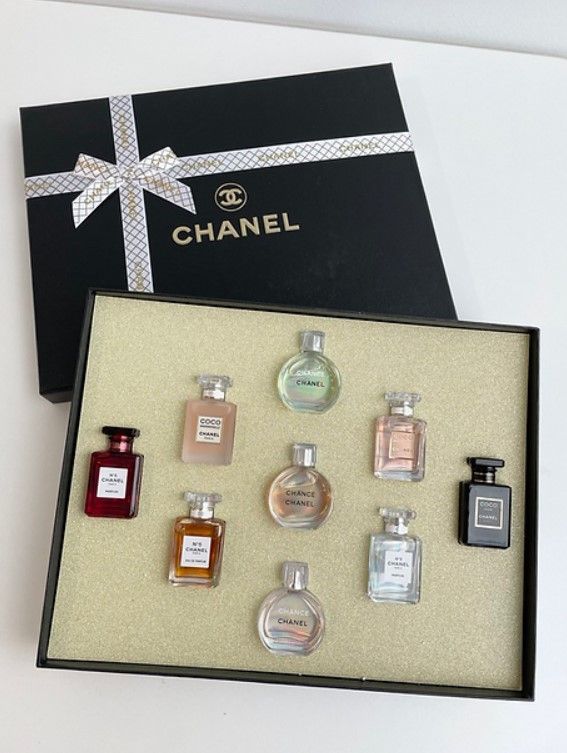 Chanel Black Gift Box Mini Perfume 9x7.5ml (WPB)_0