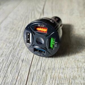 High-Speed 4Port USB QC 3.0 Car Charger with Lighter Socket_0