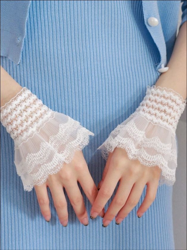 Lace Trim Ruched Cuffs_1