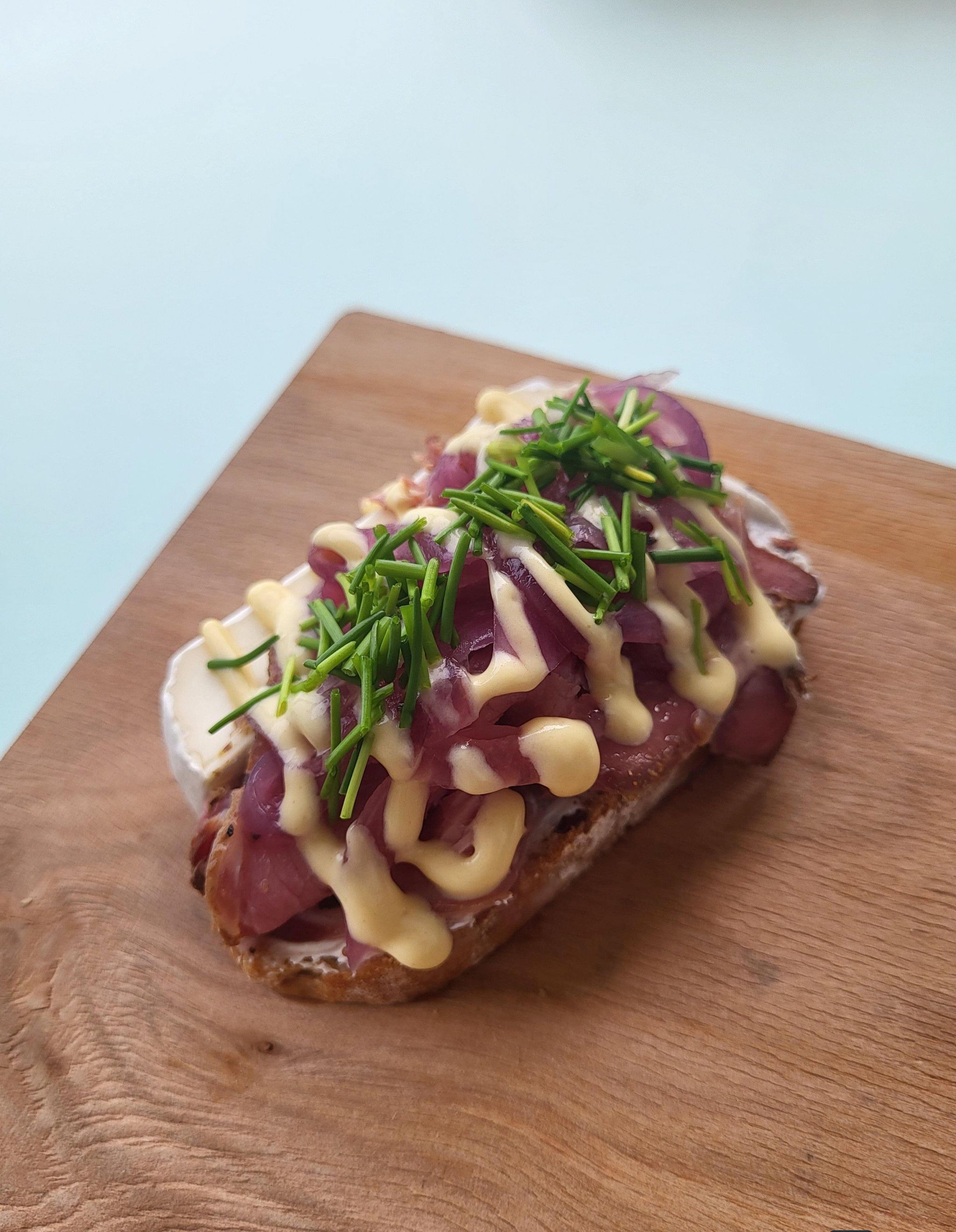 S hovädzím pastrami_0