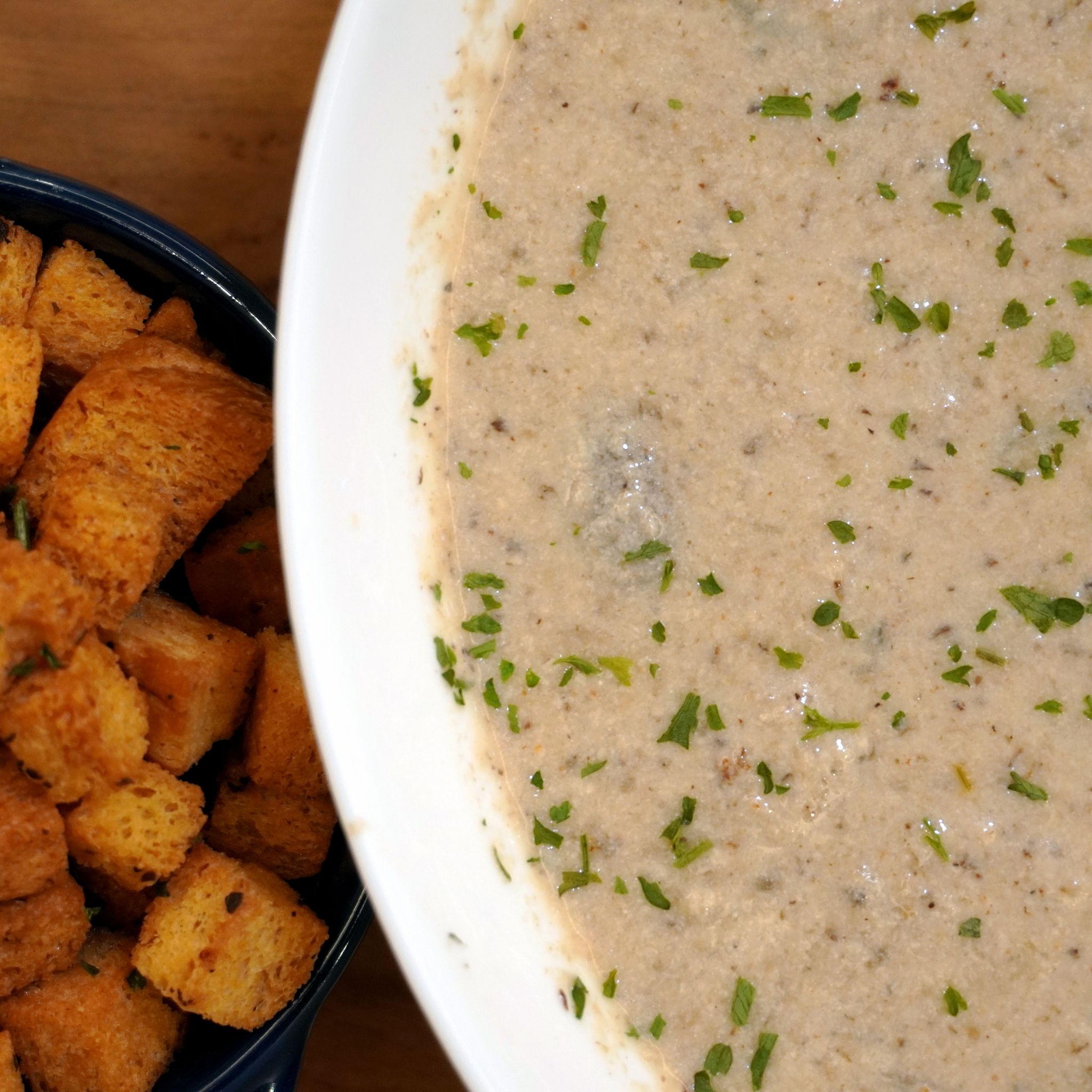 Creamy Mushroom Soup with Herb-Infused Croutons_0