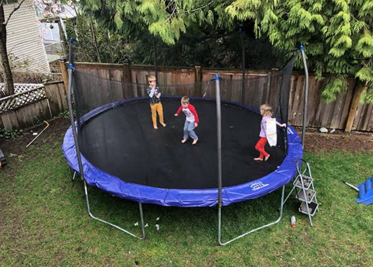 1.83 M trampoline_1