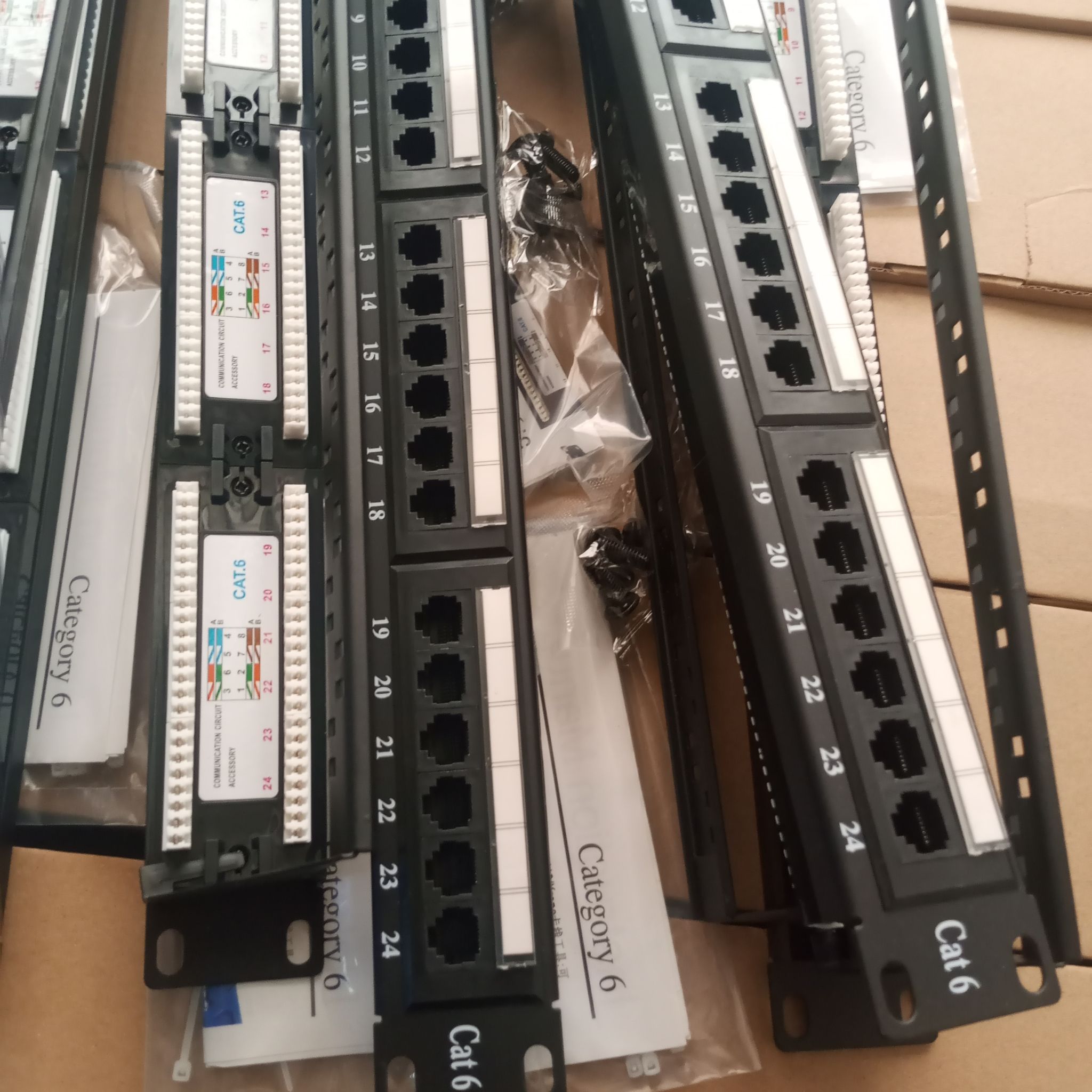 24 Port Patch Panels_1