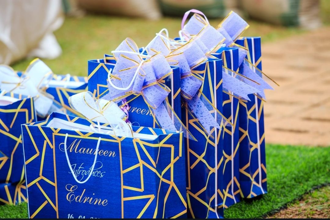 Corporate Gift wrapping_3