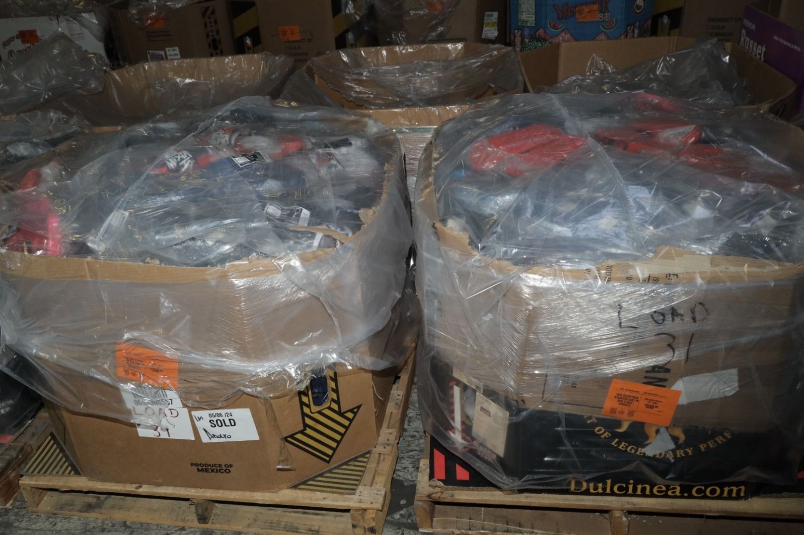 New Overstock Assorted Bins of Avia & And 1 Sandals_5