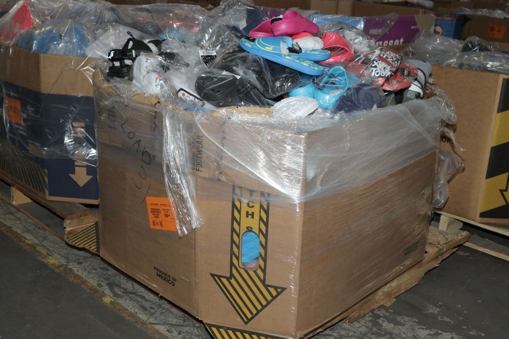 New Overstock Assorted Bins of Avia & And 1 Sandals_4