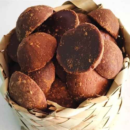 Tapio Palm Jaggery Round (Karupatti) 500 g_0