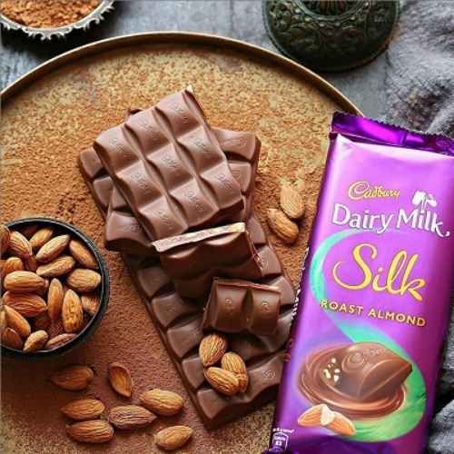 Cadbury Dairy Milk Roast Almond Chocolate 143 g_1