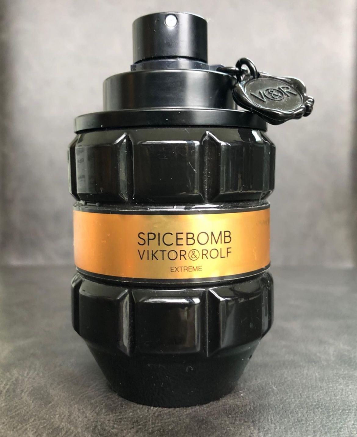 Viktor and Rolf SPICEBOMB Extreme EDT (90ml)_0