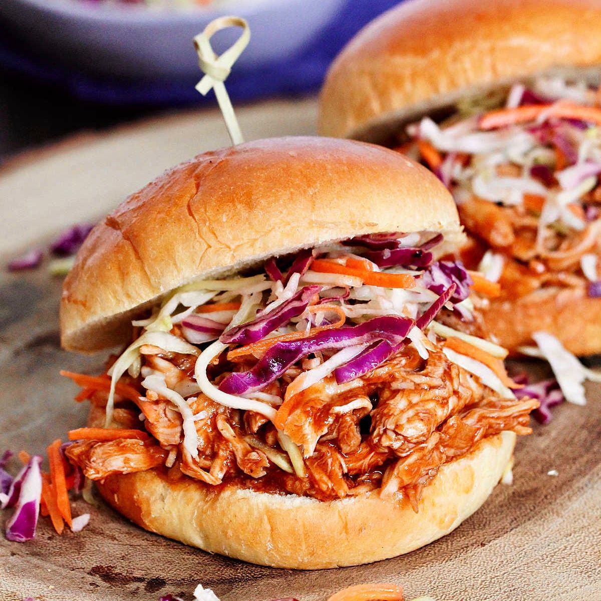 Pulled BBQ Chicken Sandwich_0