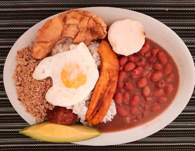 Bandeja Paisa_0