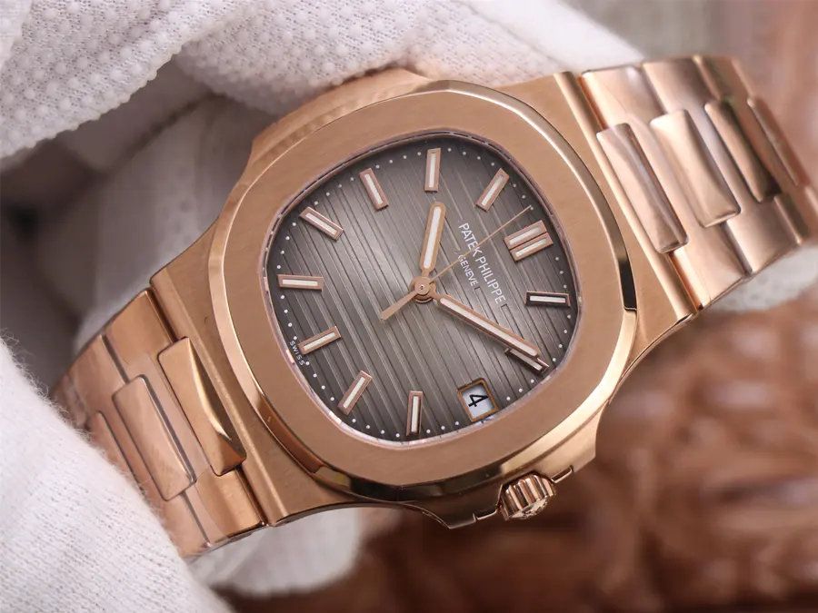 Patek Philippe Nautilus 18K Rose Gold 5711/1R -1:1_7