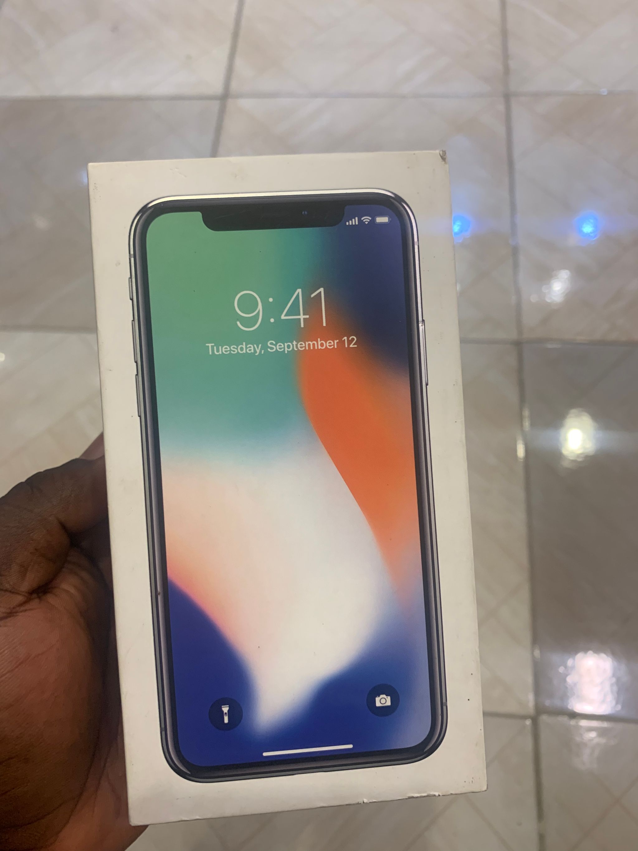 iPhone X_0