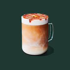 Hot Coffess, Apple Crisp Oatmilk Macchiato_1