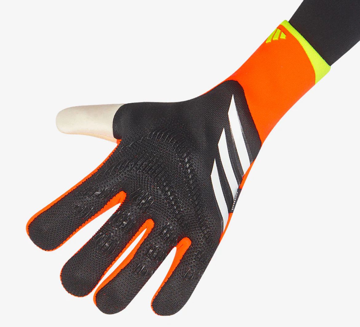 Adidas Predator Accuracy GL Pro FS GK Gloves_1