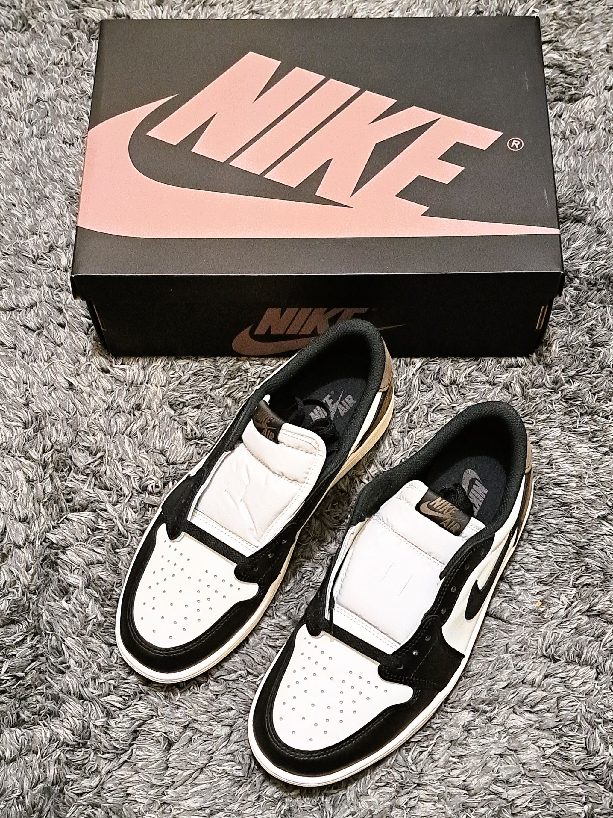 Jordan 1 Retro Low OG Mocha 10US_1