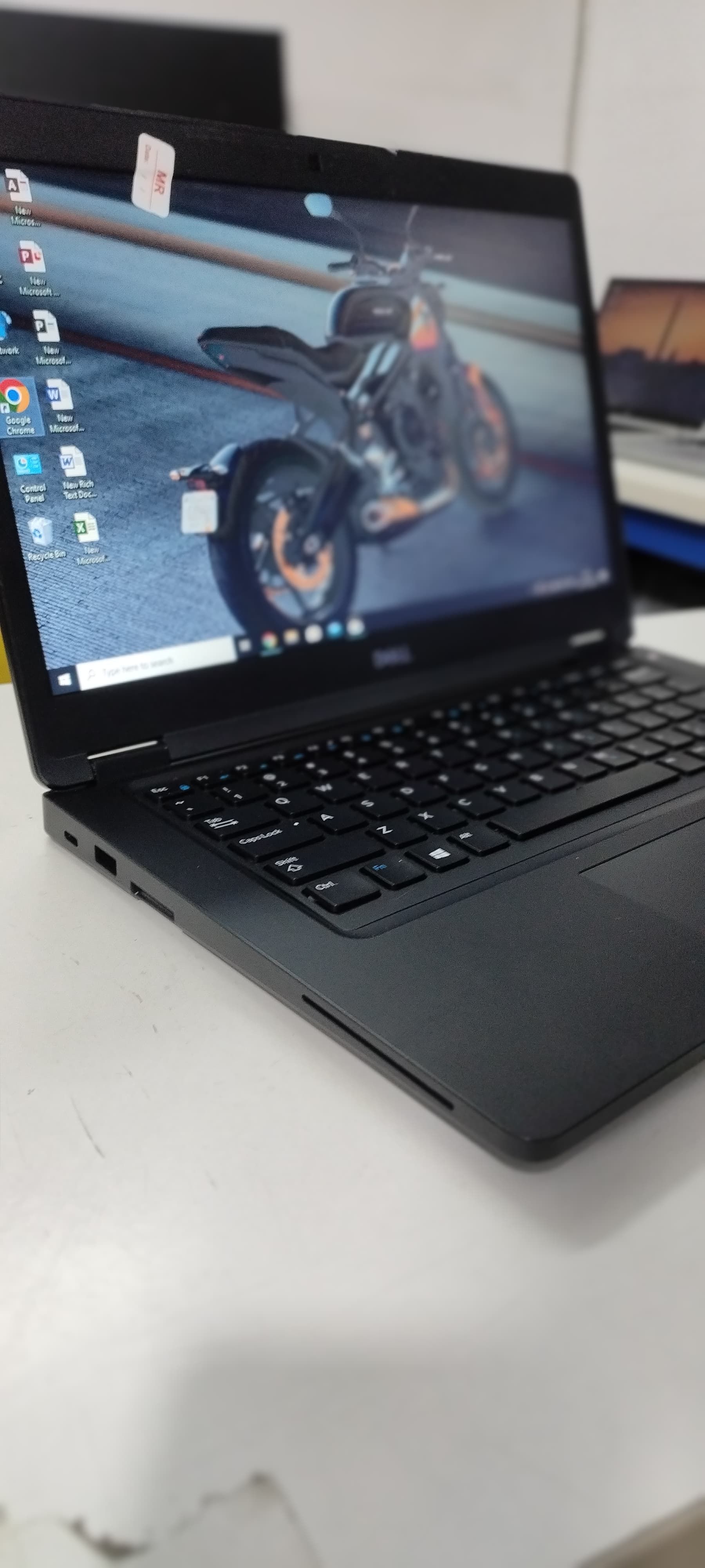 Dell Latitude 5480_0