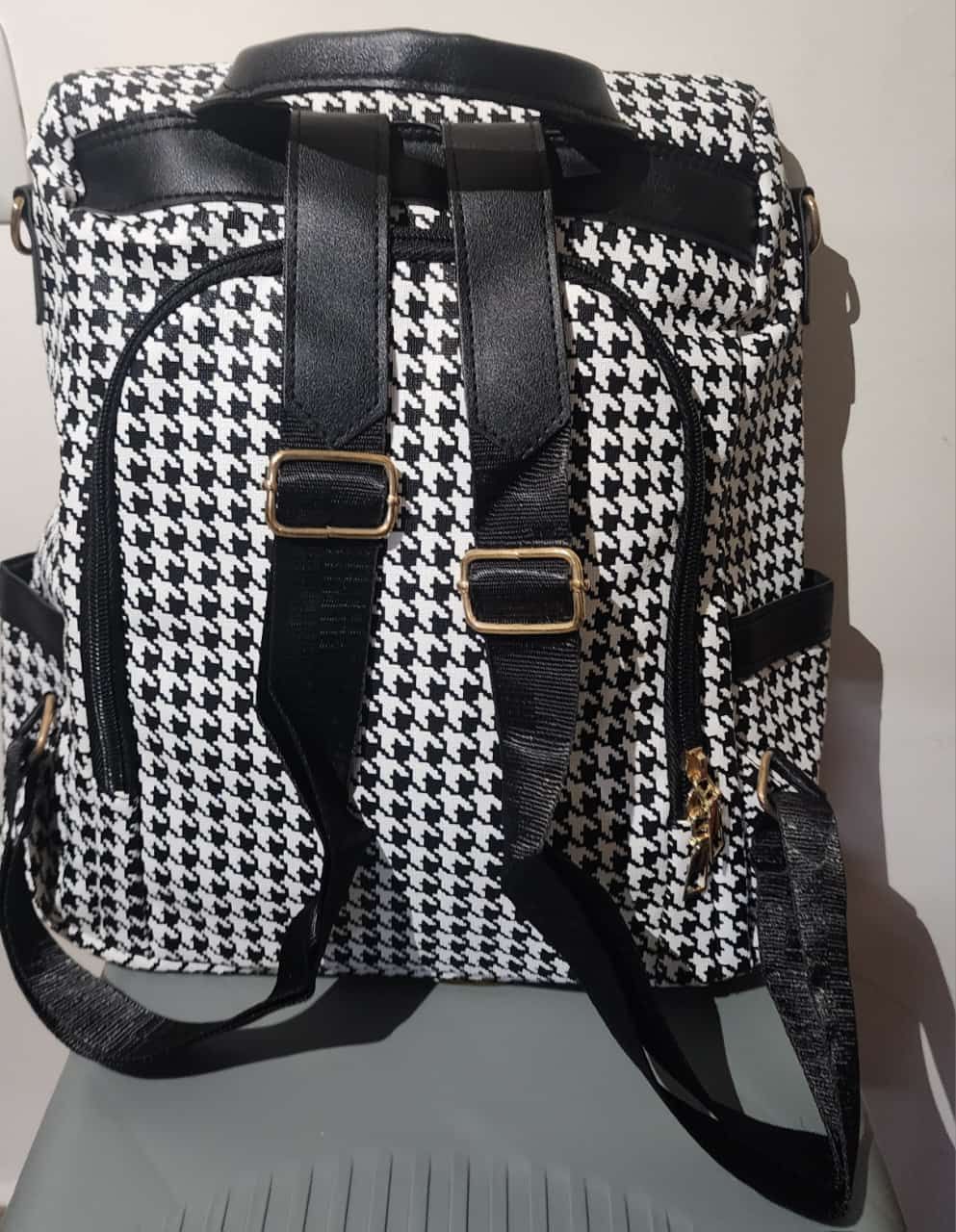 Mamy' s leather Backpack._5