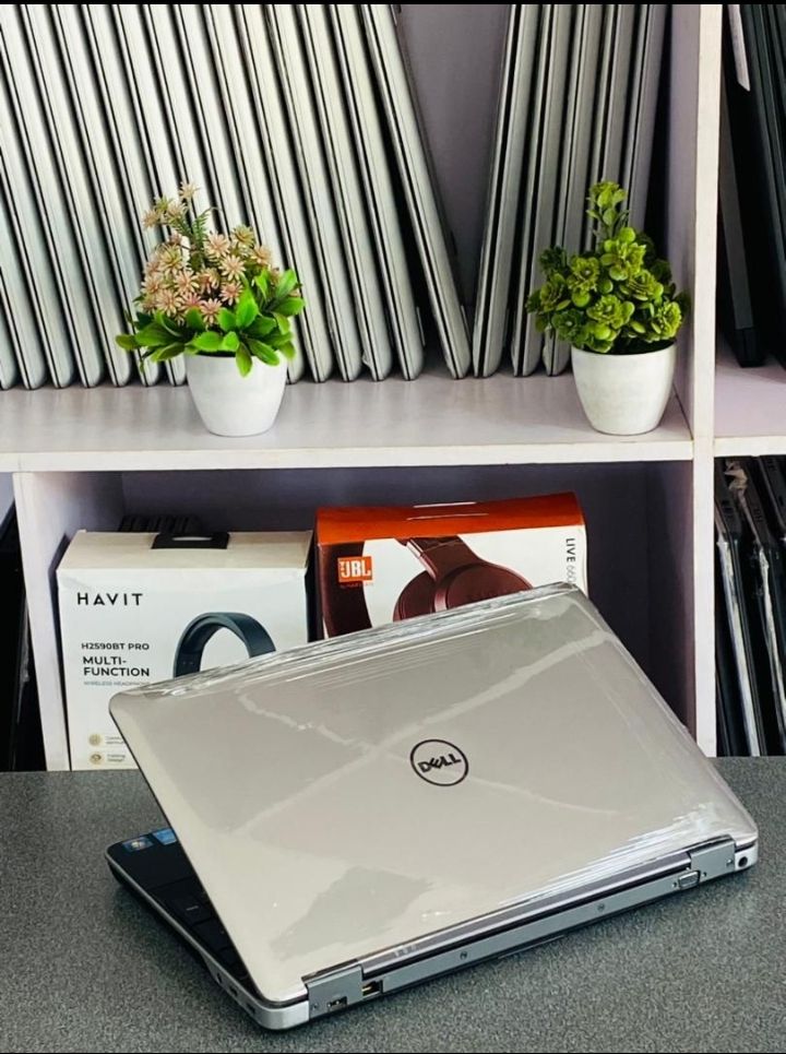 Dell Latitude E6550_0