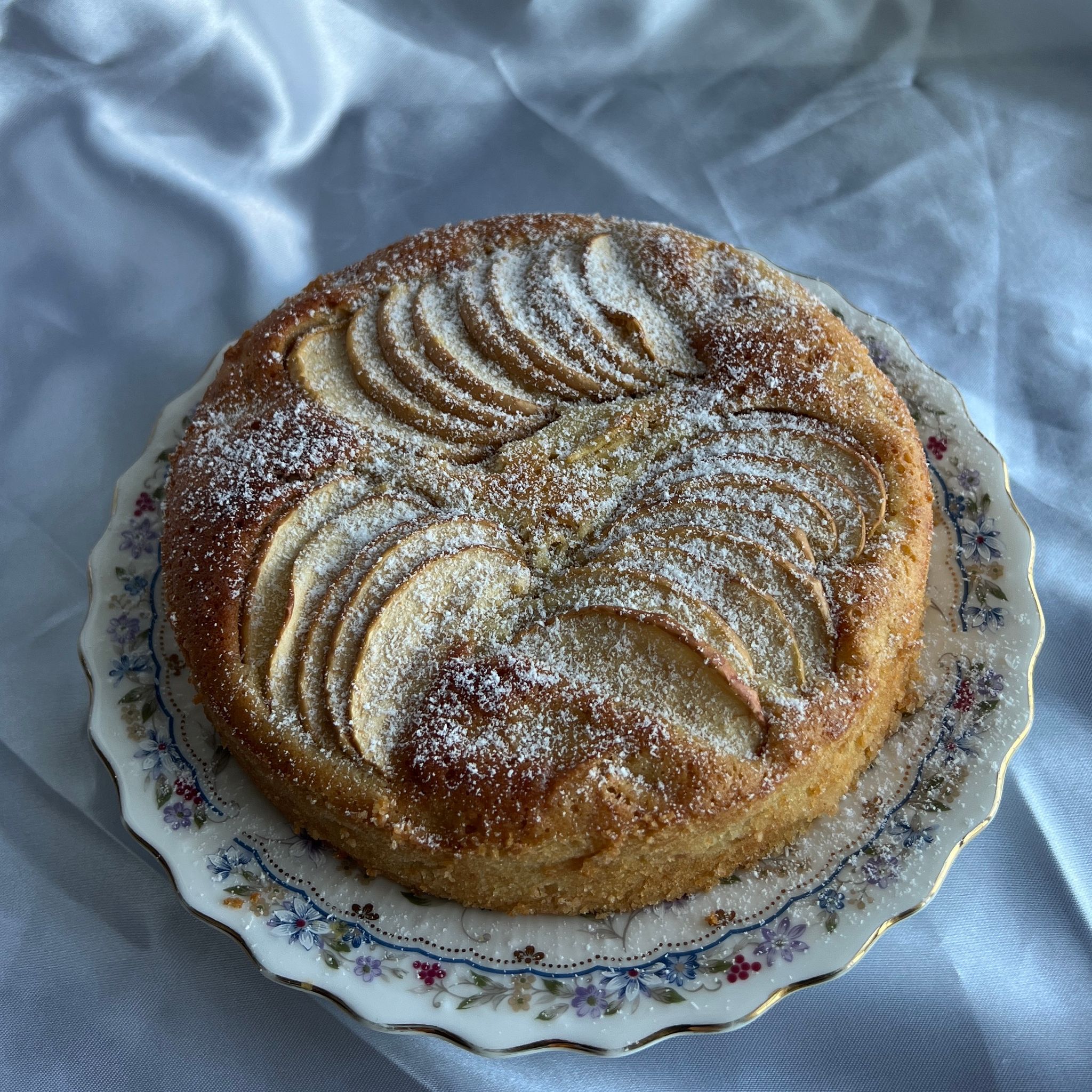 Apple Almond Cake_0