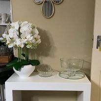 Modern  console table_0