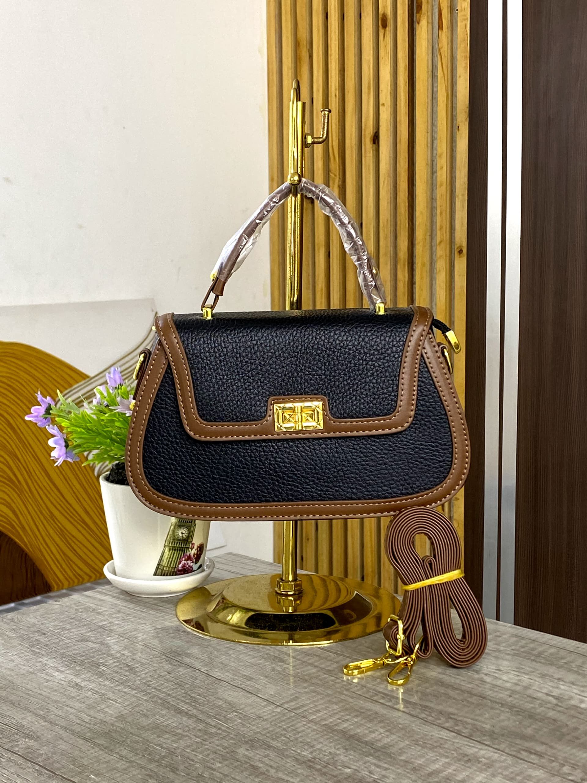 Women's handbags _1