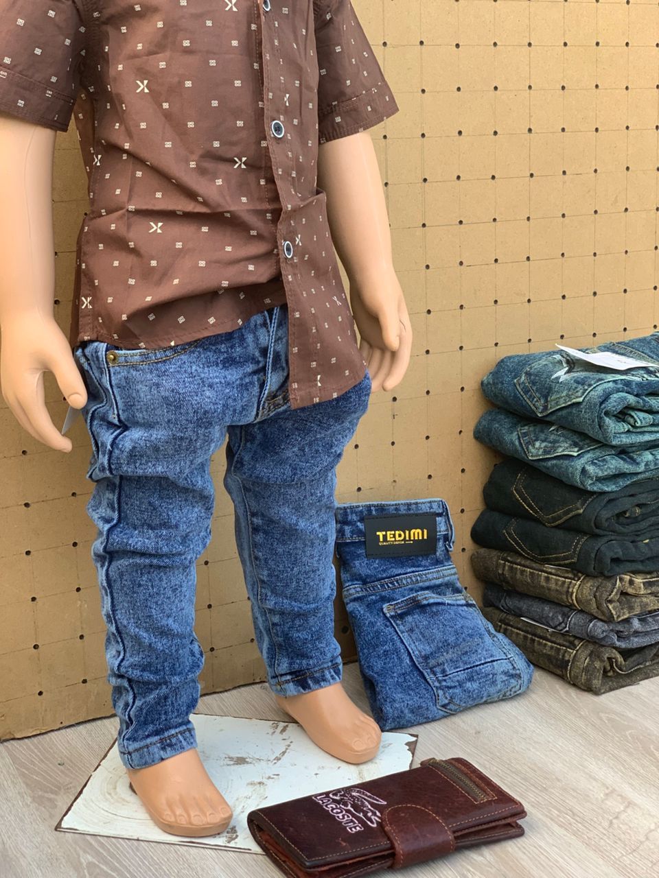 Kids wear, jeans and shirt. 2 pieces_9