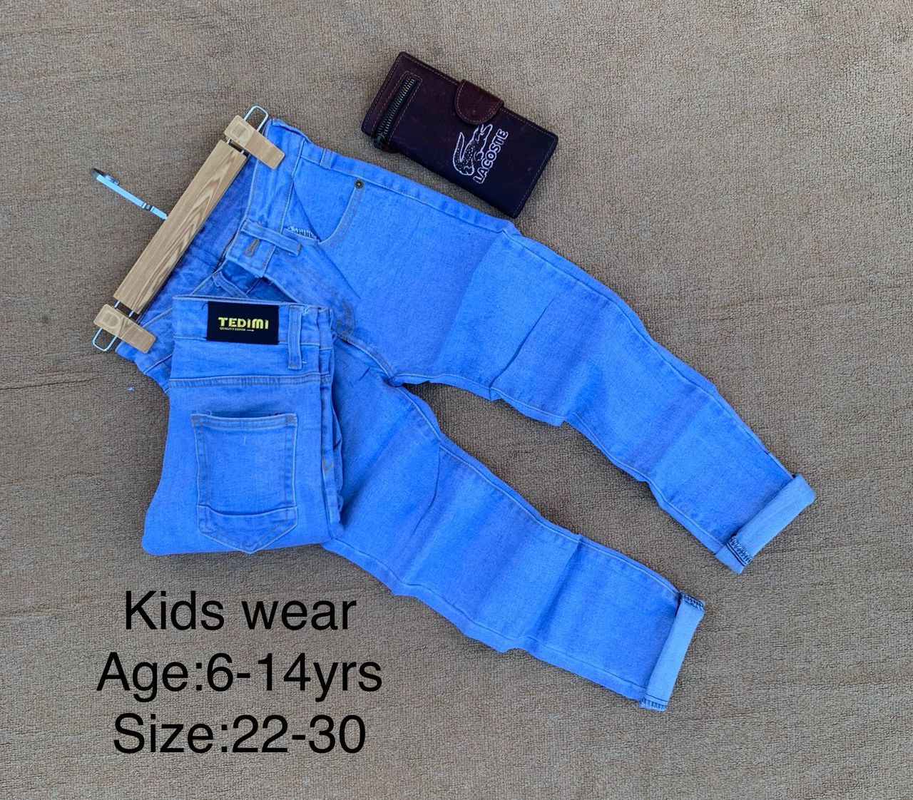 Kids wear jeans and tshirt _7