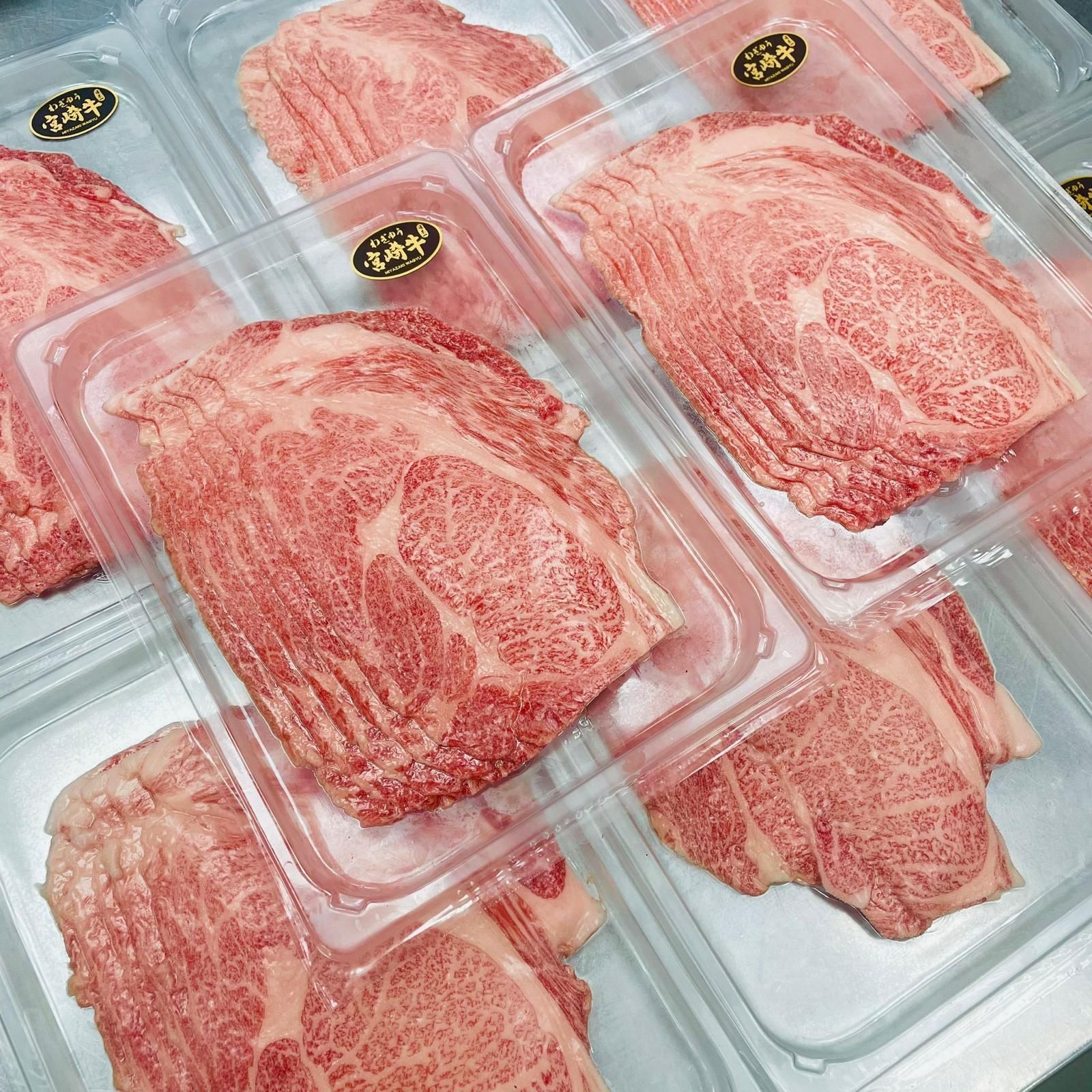 日本A5和牛肩胛肉(壽喜燒) Japanese Miyachiku A5 Wagyu Chuck Roll (Sukiyaki Sliced) 200g_0