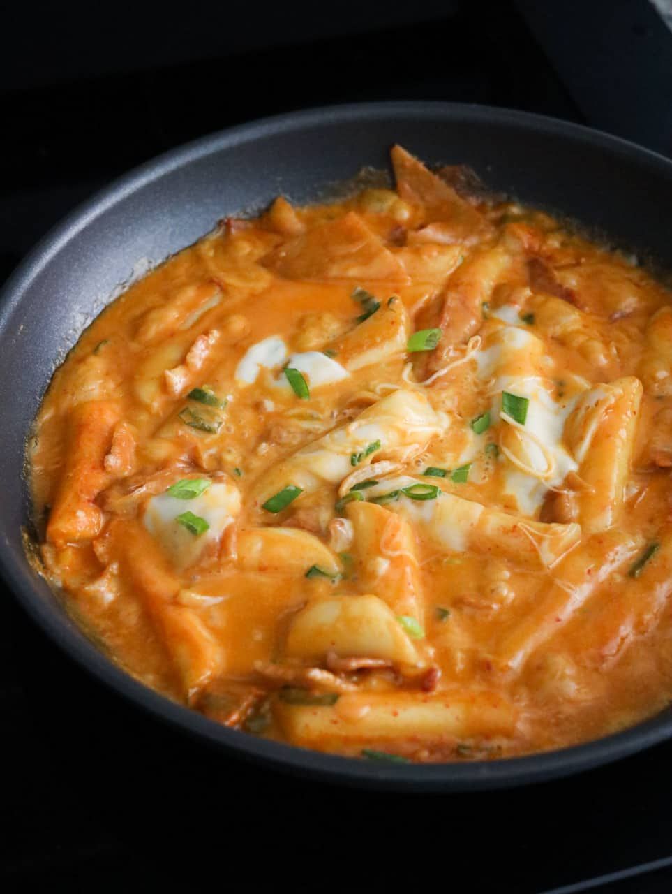 Rose Tteobbokki 로제 떡볶이 (โรเซ่ต็อกบ็อกกี้)_2