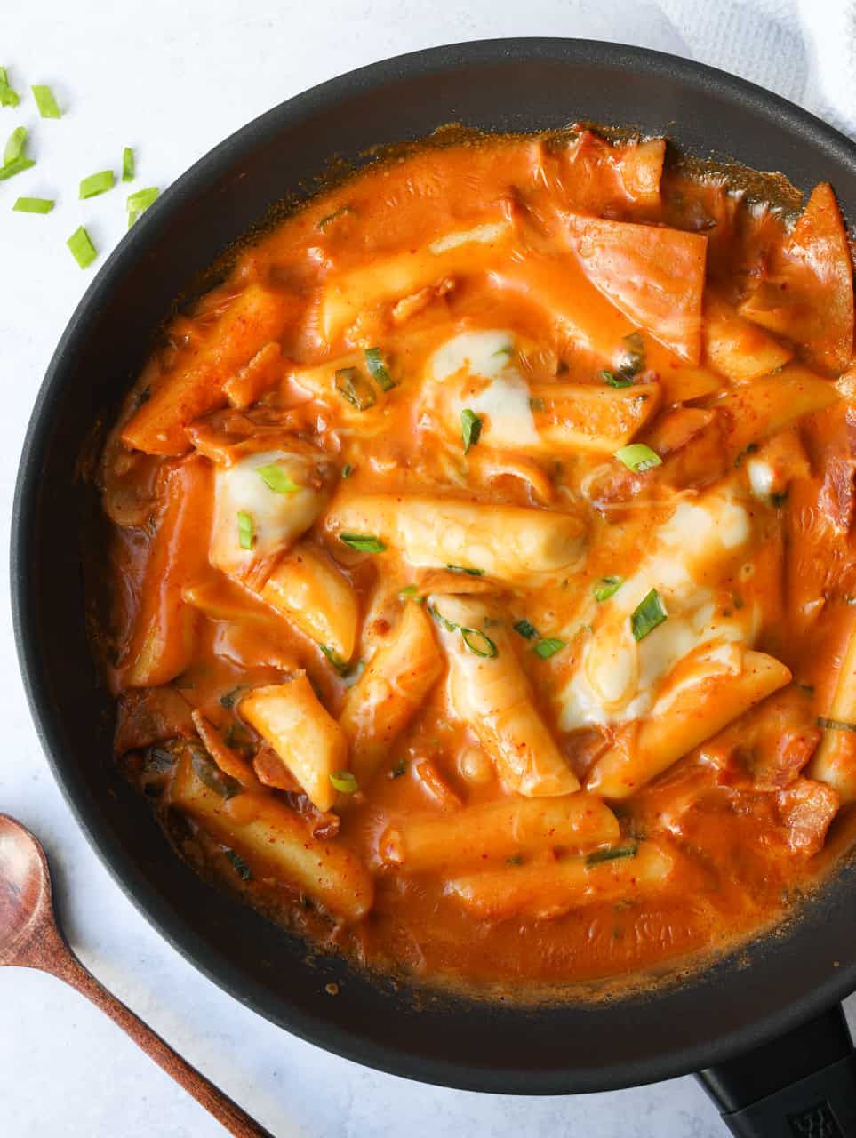 Rose Tteobbokki 로제 떡볶이 (โรเซ่ต็อกบ็อกกี้)_1