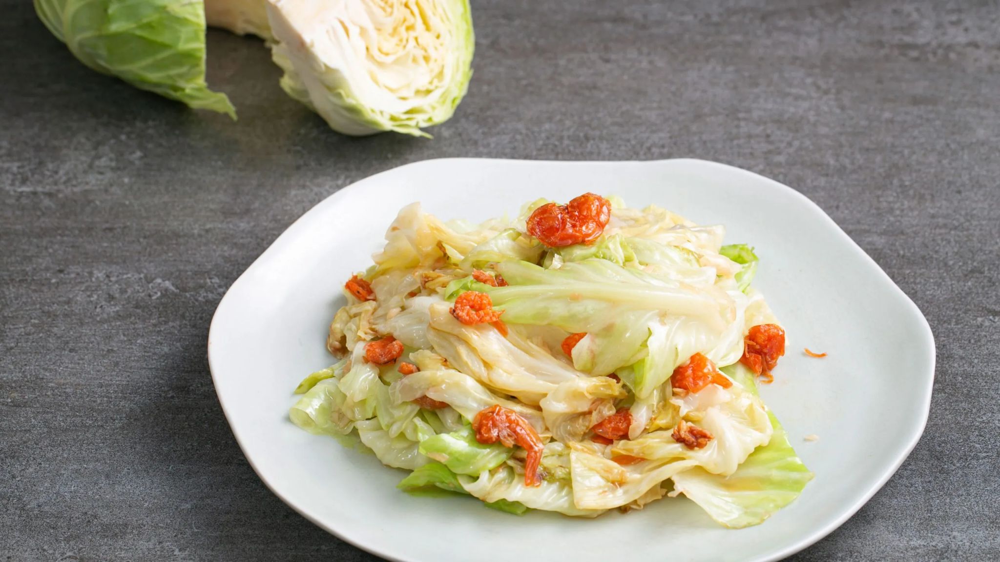 Stir-fried Cabbage with fish sauce กะหล่ำปลีผัดน้ำปลา_1