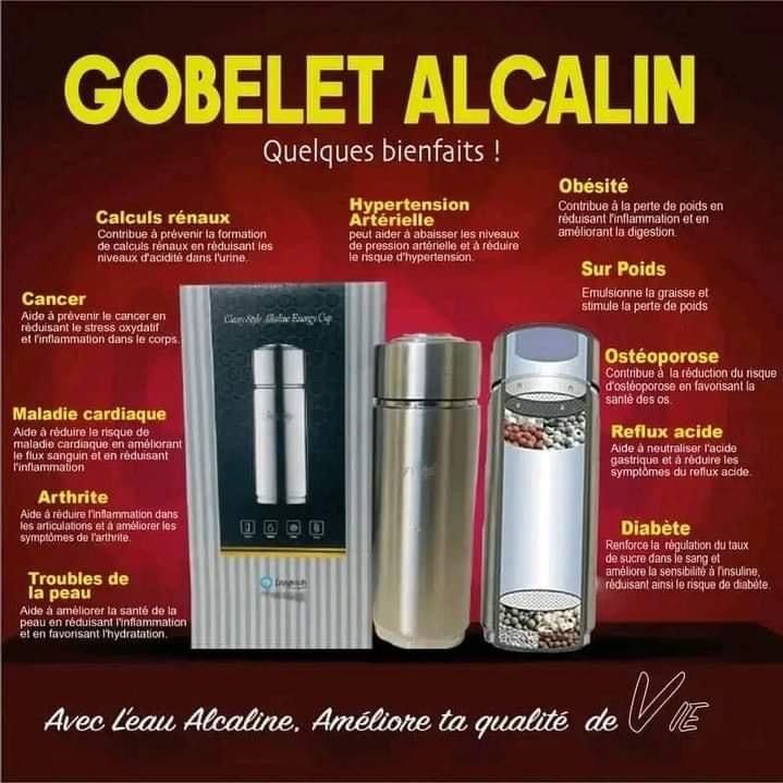 Le gobelet alcalin Longrich est assez spécial. Il transforme toute eau, acide ou neutre en une eau alcaline ionisée de pH 7,45 à 8 saine et potable.  Assure un approvisionnement en eau purifiée et un pH équilibré tout le temps grâce à l’élimination de l’excès Il élimine le chlore et les métaux nocifs Une enquête menée par l’OMS a révélé que près de 80% des maladies humaines sont dues à l’eau potable impure.  Boire de l’eau alcaline ionisée contribue au maintien de l’équilibre acide/basique dans notre corps. Le niveau d’alcalinité est en effet très important, car les recherches ont déjà prouvé que les bactéries et maladies ne peuvent pas survivre dans un état alcalin, mais qu’elles ont tendance à prospérer dans un environnement acide._4
