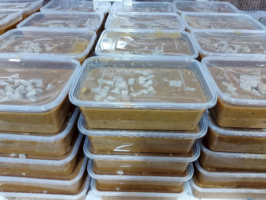 ဒေါ်ဒေါ်အိလက်ရာ_ငါးခူမုန့်ဟင်းခါးအနှစ်အစိုဗူး _1