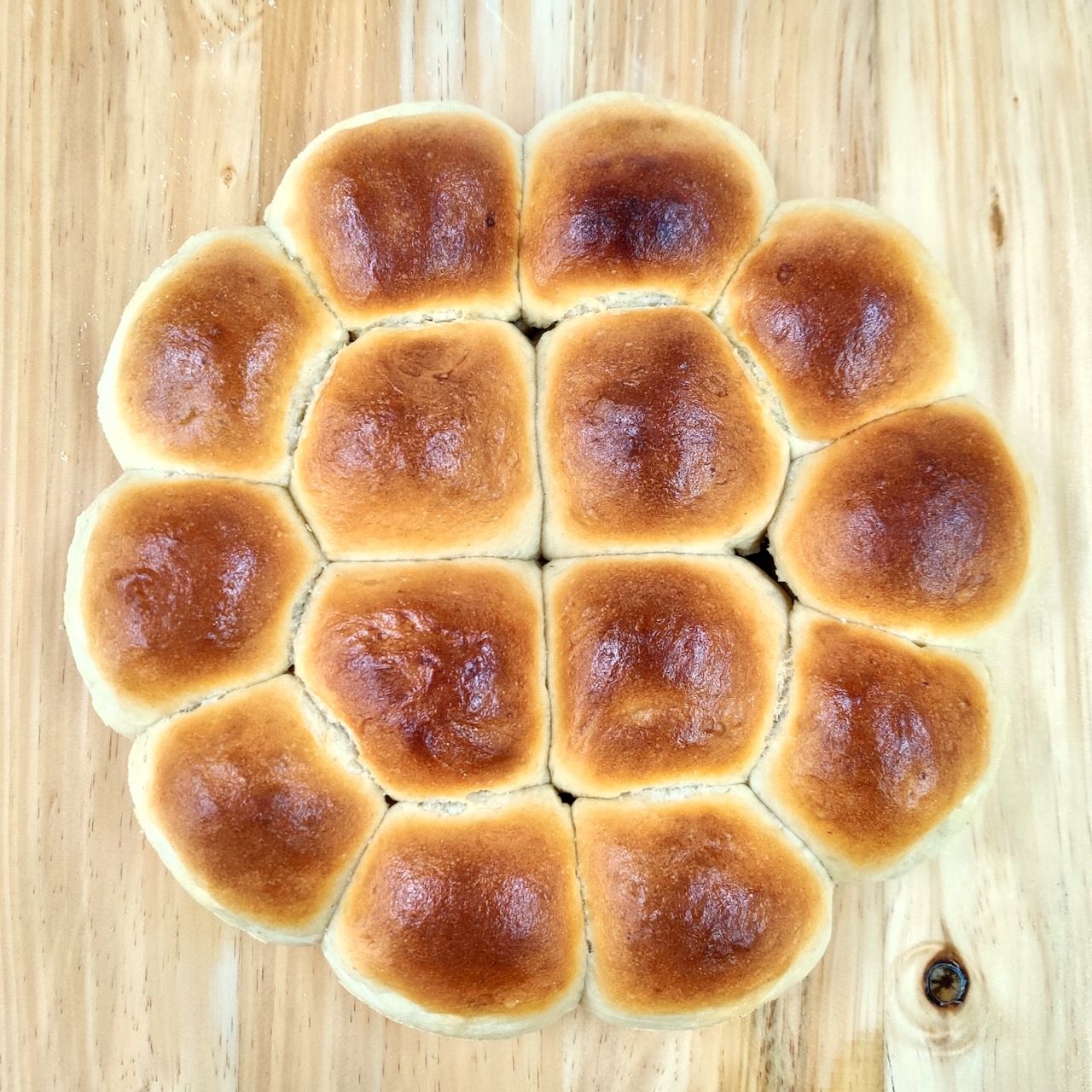 Pain de mie Dinner Rolls (800g)_0