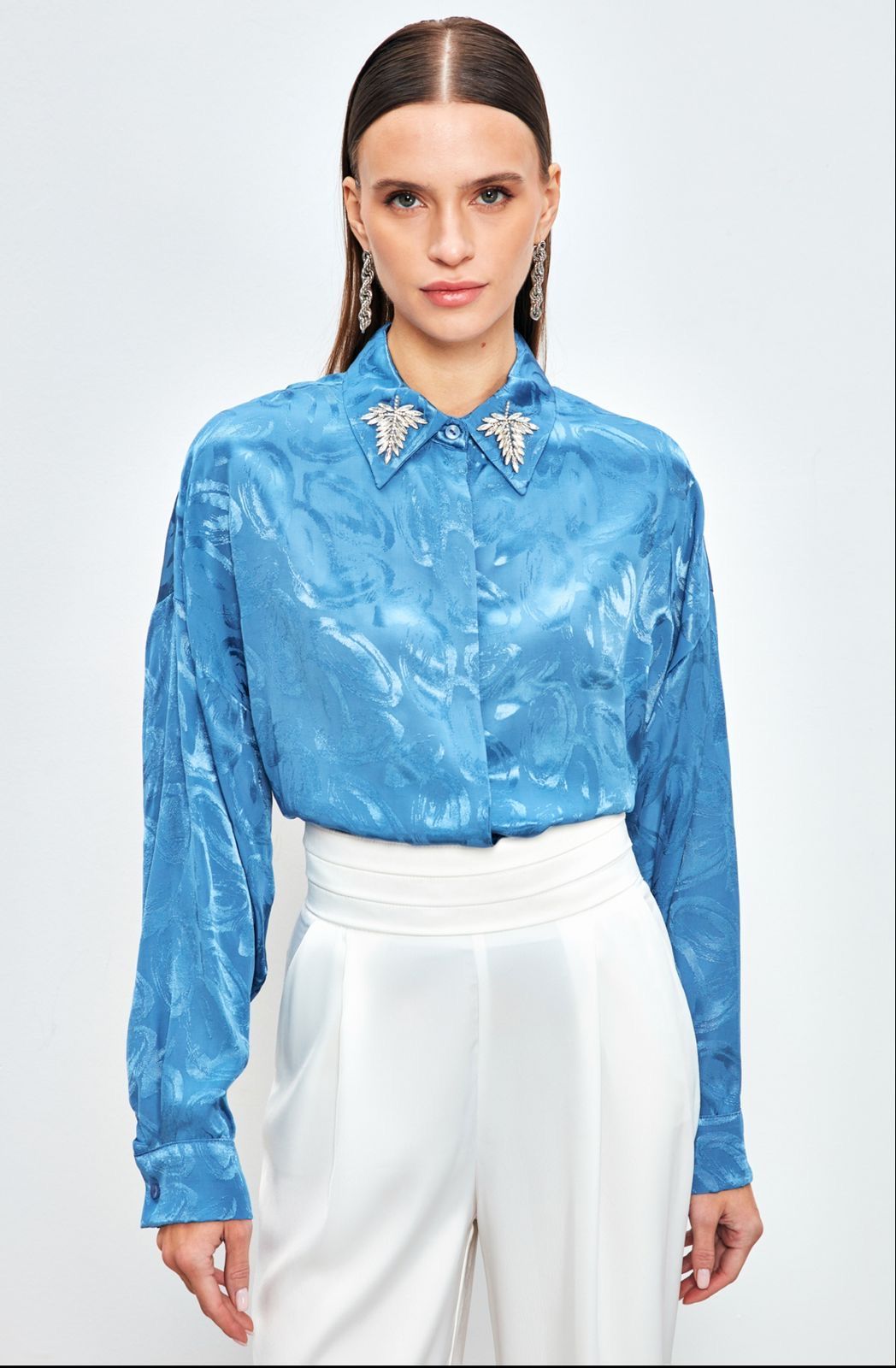 Blouse with collar accessories - brown/blue_2