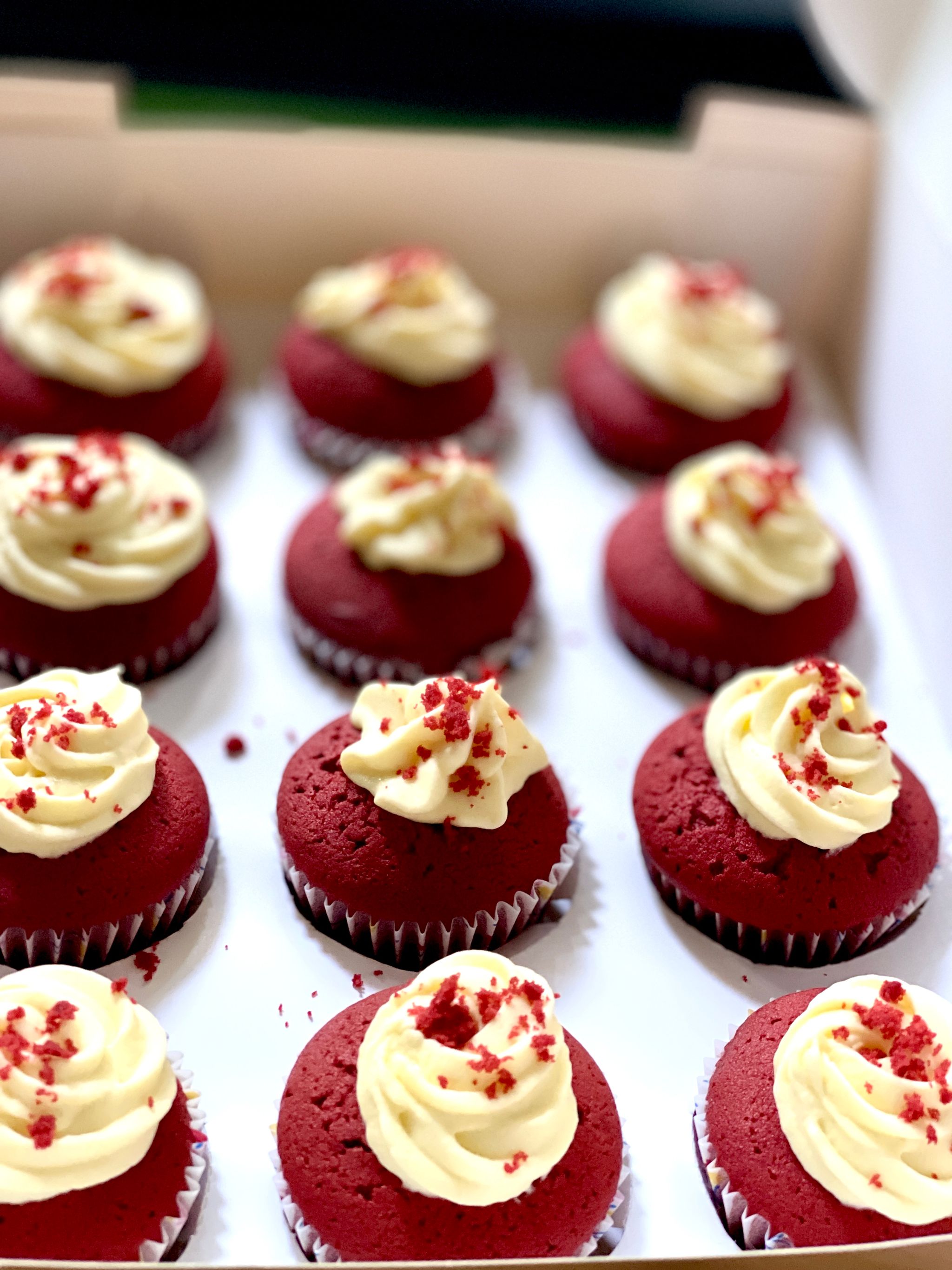 Red velvet cupcake _0