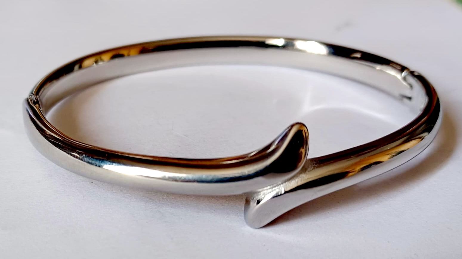 Minimalist cuff bangle _1