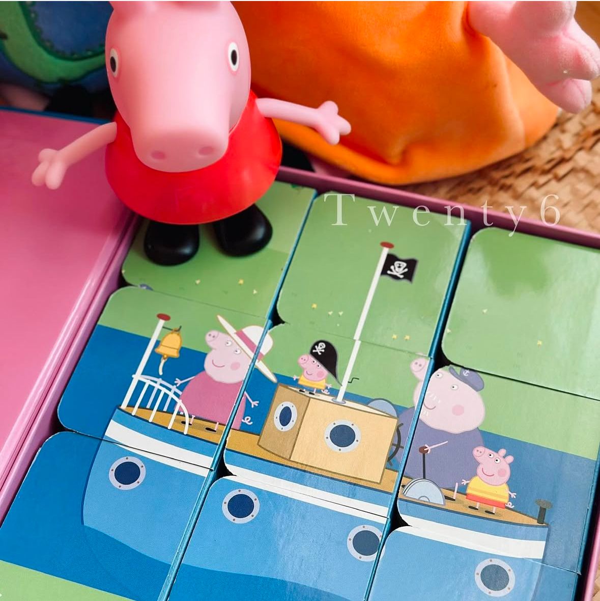 Peppa Pig - ABig Box of Little Books_2